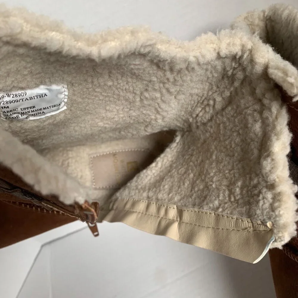 White Mountain women’s Sherpa‎ lined winter boots size 11
